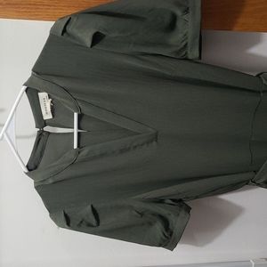 Adorable Monteau green wide leg jumpsuit with belt & pockets